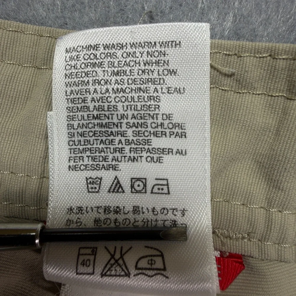 The North Face Men Horizon Khaki Tan Nylon Hiking Cargo Shorts Size 38 Inseam 10